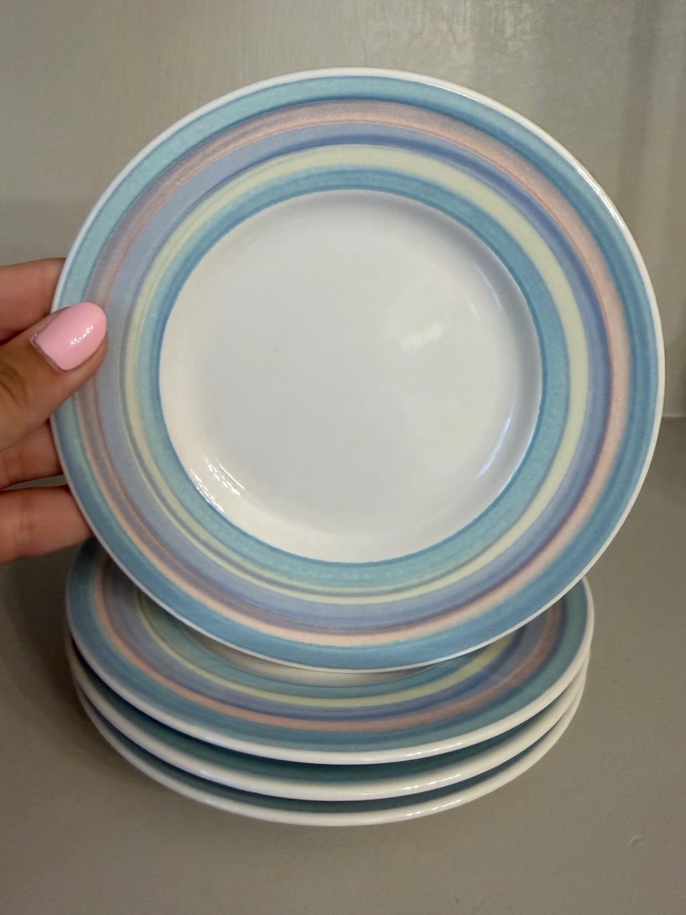 Vintage Signature Housewares SIG11 Set of 4 Saucers Made in Japan